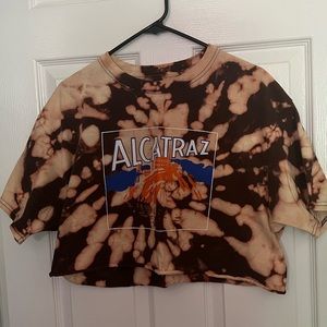 Alcatraz Bleach Tie-Dye Cropped Tee